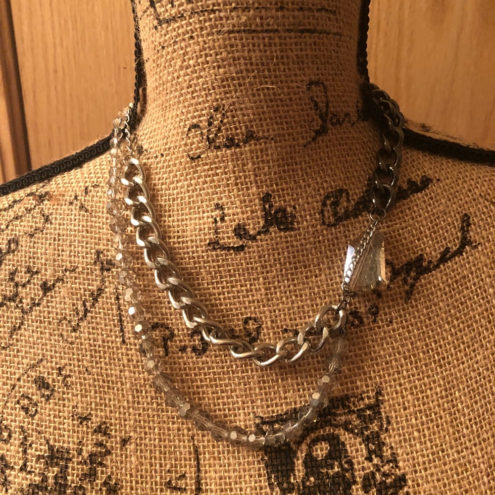 2/7$ Charming Charlie’s black & silver necklace